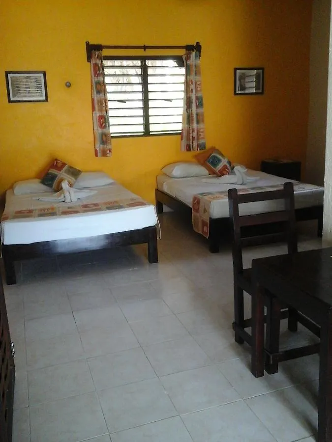 Hotel & Cabanas Zazil Kin טולום