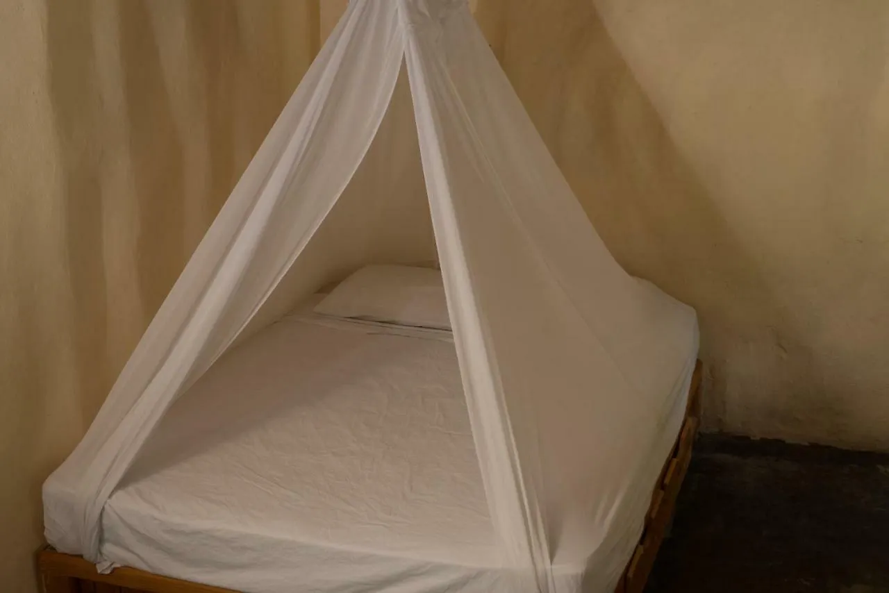 Hotel & Cabanas Zazil Kin טולום 2*,